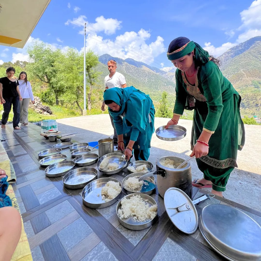 Retreat gallery Retreat gallery